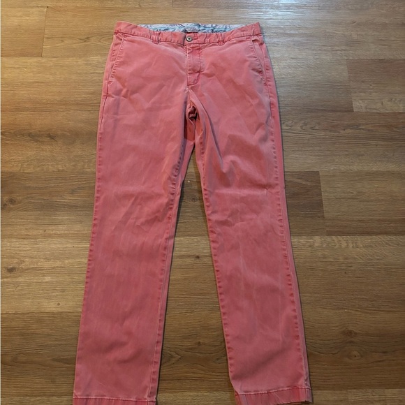 Tommy Bahama Pink Chino size 34x32 - Picture 1 of 4